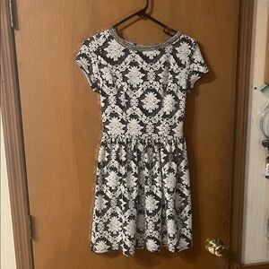 Xhilaration Black and White Dress